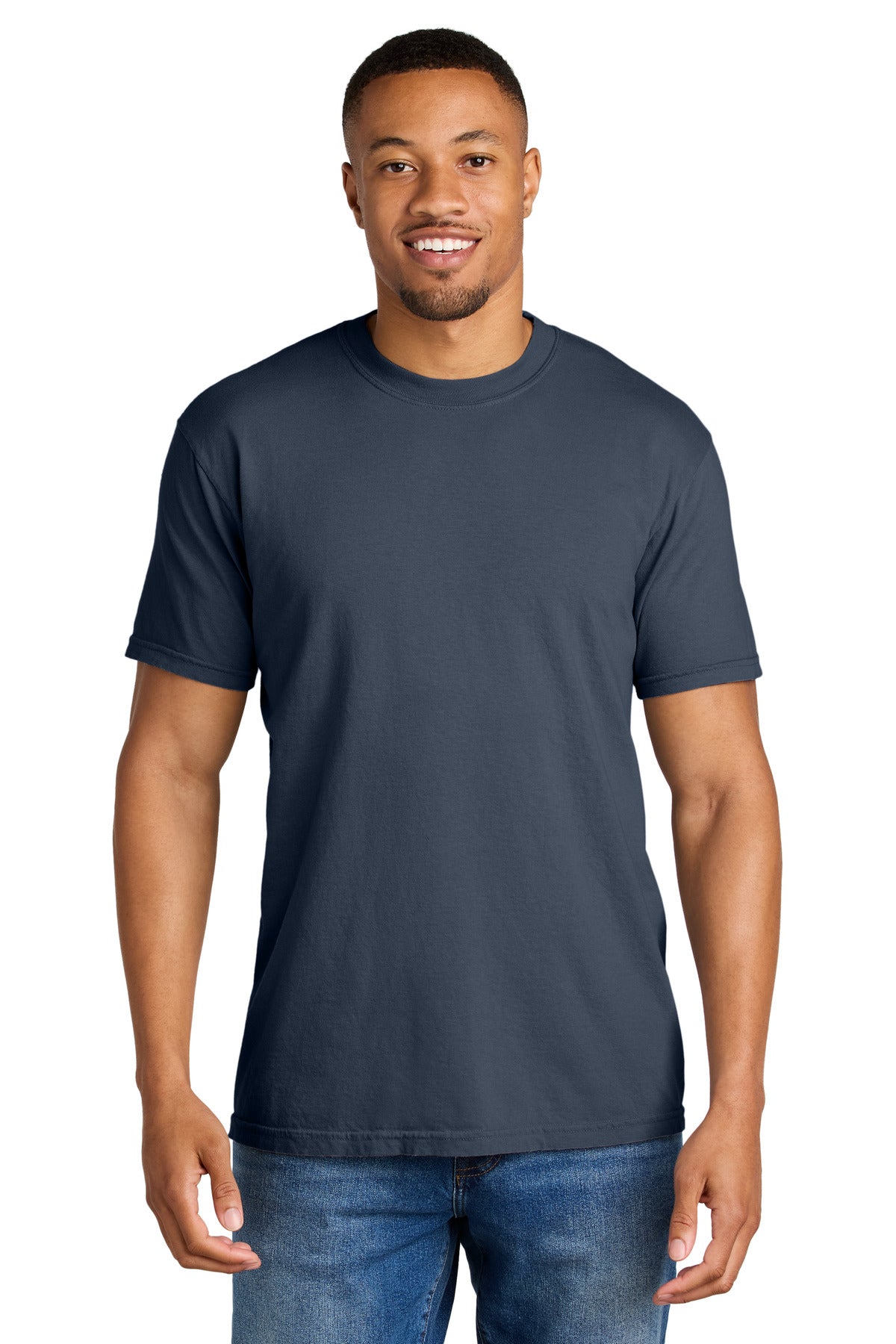 color:Navy